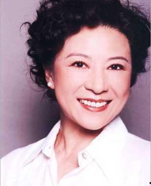 邬娜个人资料,才华横溢的年轻艺术家，艺术与生活的完美融合